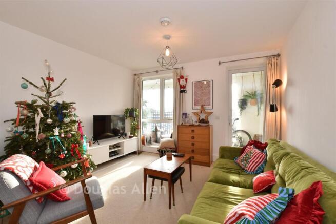 Lounge/Kitchen/ Dining Room