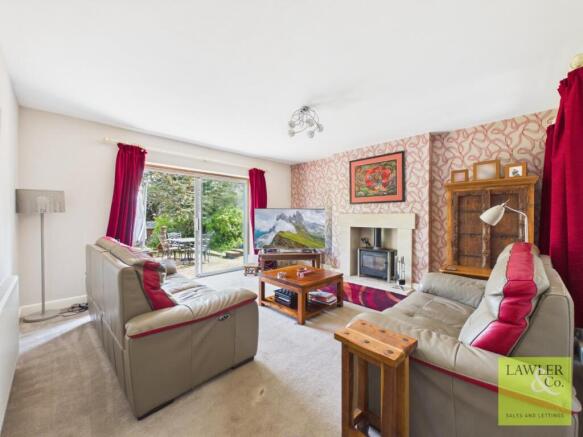 Lostock Hall Road, Poynton, Stockport, Cheshire, SK12 1DP photo 4