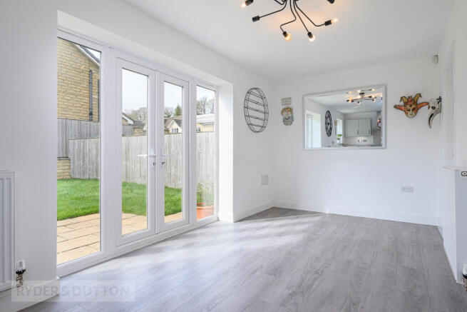 4 bed Detached for sale Image 4