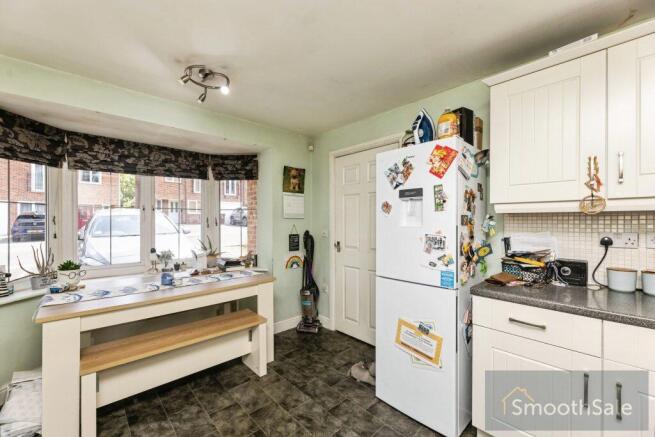 3 bed Town House for sale Image 9