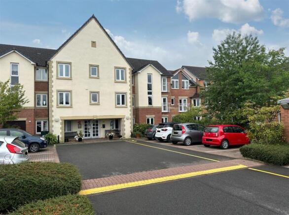 2 bed Apartment for sale Image 8