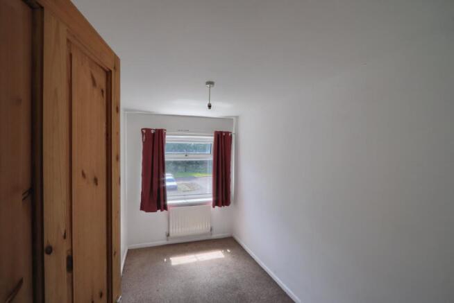 2 bed Flat for sale Image 5
