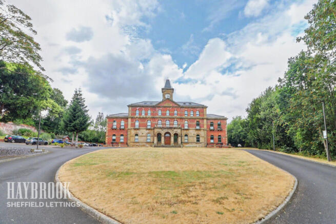 1 bed Apartment to rent Image 10