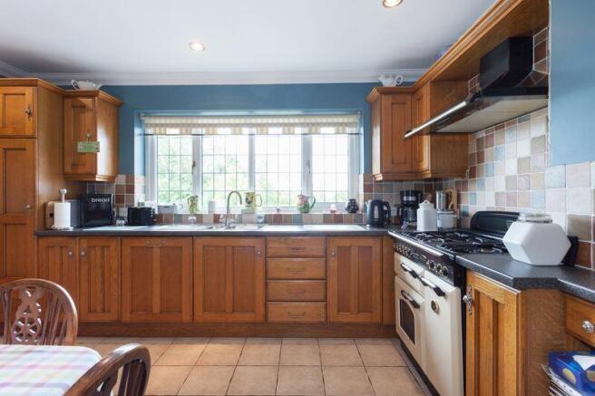 BREAKFAST KITCHEN