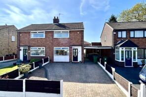 35, Dorac Avenue, Heald Green, Cheadle SK8 3NZ