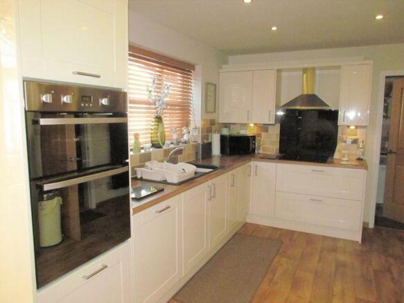 QUALITY KITCHEN