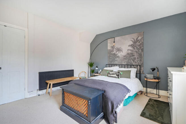 3 bed Terraced for sale Image 11