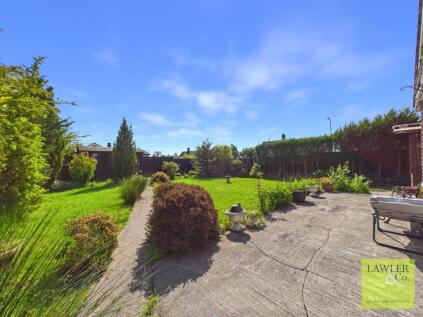 Lynton Drive, High Lane, Stockport, Cheshire, SK6 8JE