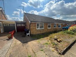 8, Hollingside Drive, Northampton NN2 7NN