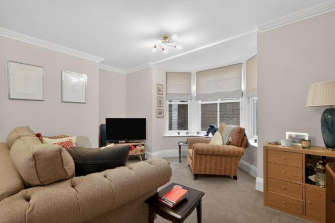2 bed Apartment for sale Image 5