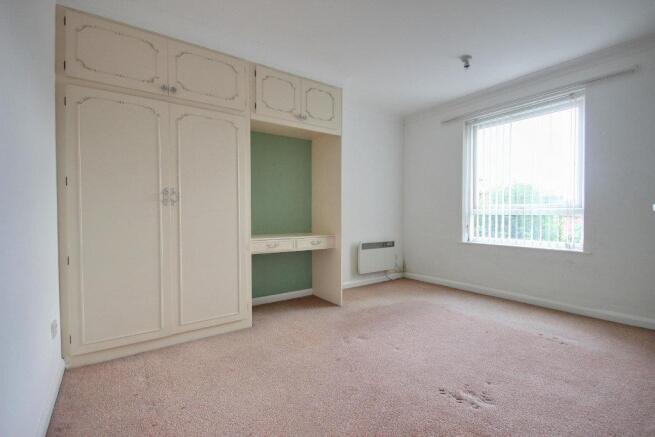 2 bed Apartment for sale Image 4