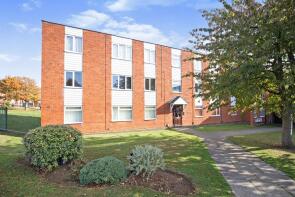 82, Chiltern Way, Northampton NN5 6AR
