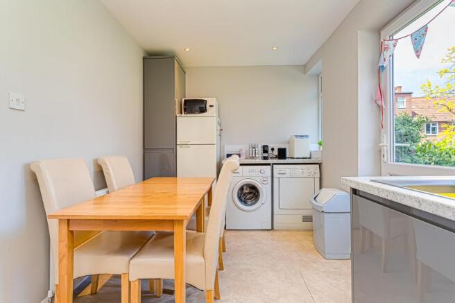 Dining/Kitchen
