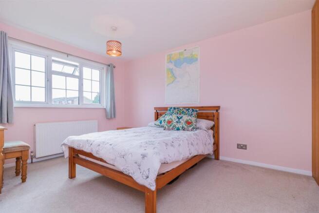16 The Oval-The-Oval-Guildford-semi-detached-house