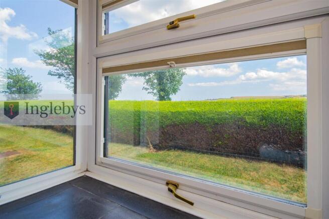 2 bed Apartment for sale Image 7