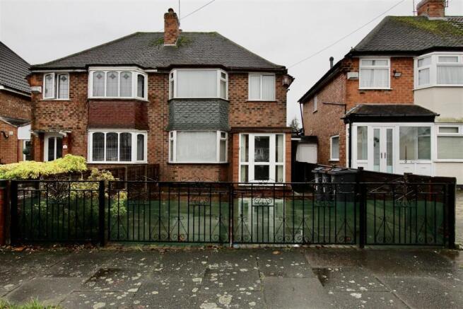 Front Garden/Driveway