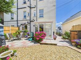 Flat 2, 3 Compton Mansions, Paragon Road, Weston-super-mare BS23 2DA