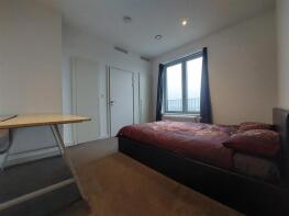 Flat 2001, 28 Serapis House, Goodluck Hope Walk, London E14 0XN