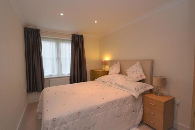 bedroom2