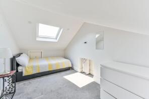 24, Meadow Place, London SW8 1XZ