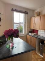 First Floor Flat, 154, Whiteladies Road, Clifton, Bristol BS8 2XZ