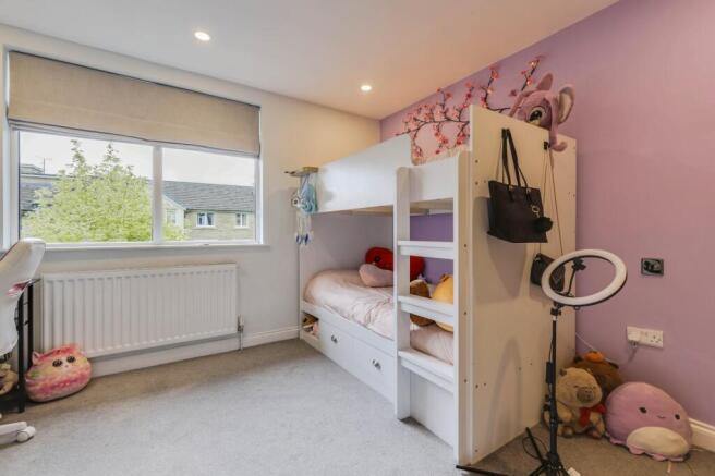 4 bed Terraced for sale Image 10