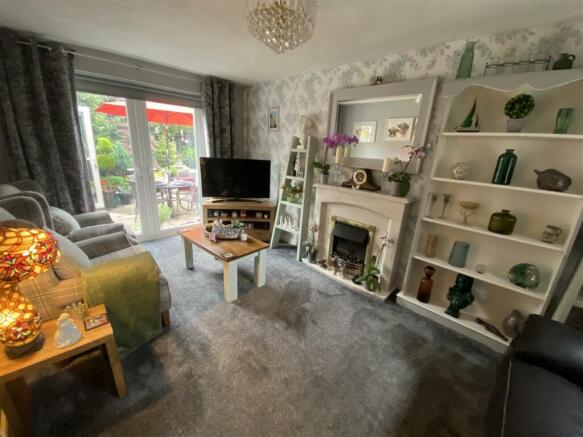 Lounge: