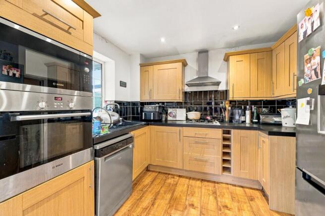 Christie Close, Newport Pagnell, MK16 photo 5