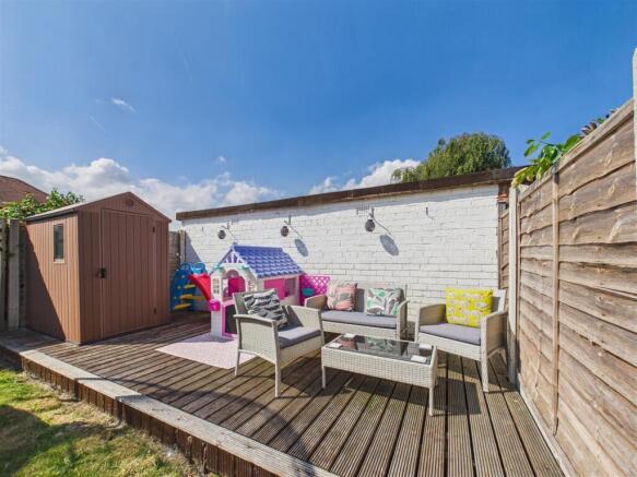 3 bed Semi-Detached for sale Image 11