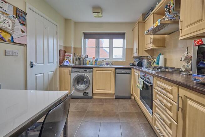 Dining/Kitchen to front