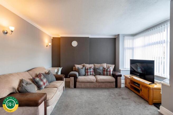 3 bed Semi-Detached for sale Image 6