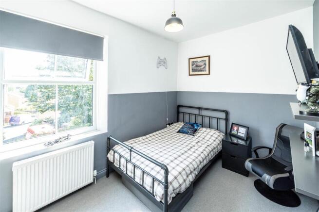 4 bed Terraced for sale Image 12