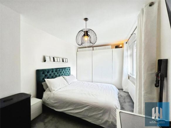 2 bed Semi-Detached for sale Image 6