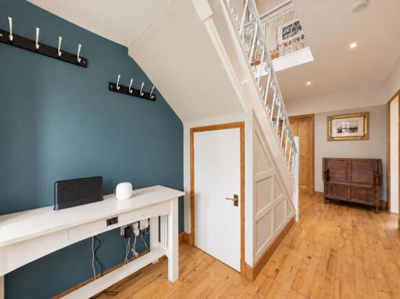 Melloncroft Drive, Wirral, CH48 photo 4