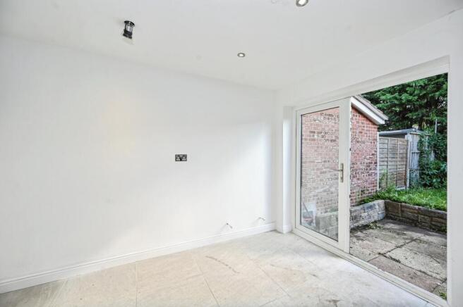 3 bed Semi-Detached for sale Image 10