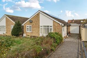 14, Grayswood Avenue, Bracklesham Bay, Chichester PO20 8HZ