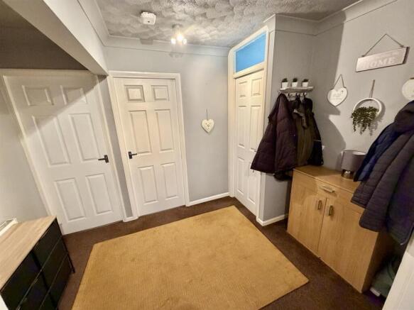 2 bed Apartment for sale Image 9