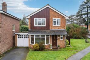 19, Rectory Close, Slough SL2 3BG