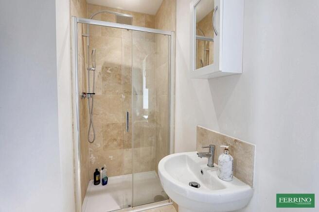 Bedroom 1 En-suite