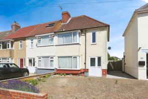 32, Sedgeley Grove, Gosport PO12 4NN