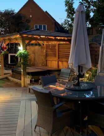 GARDEN 2.jpg