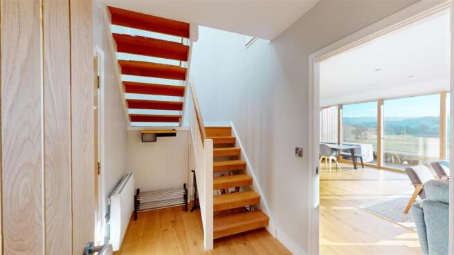 3 bed Penthouse to rent Image 12