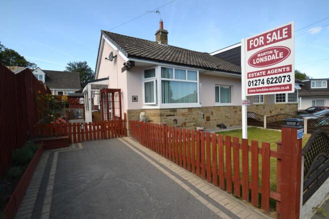 2 bed Semi-Detached Bungalow for sale Image 12