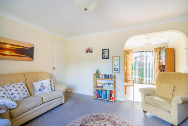 2 bed Bungalow for sale Image 4