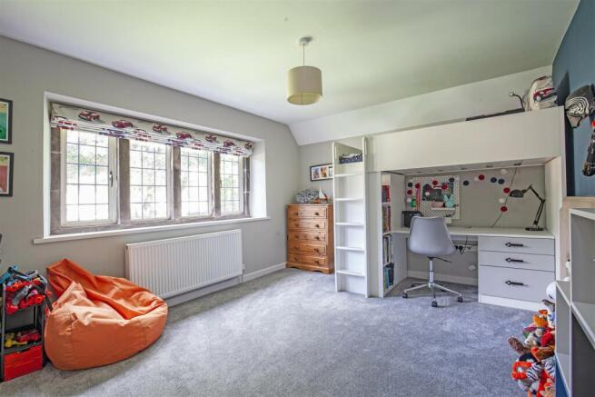 Bedroom 3-1.jpg