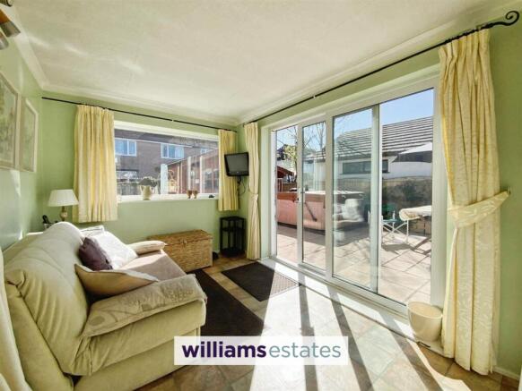 rear sun room