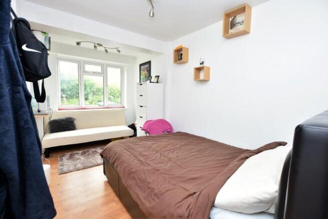 Bedroom 5/family roo
