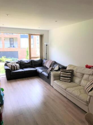 Living Room/Kitchen