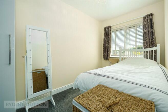 3 bed Semi-Detached for sale Image 8