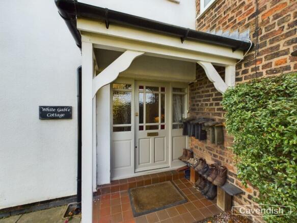 ENTRANCE PORCH